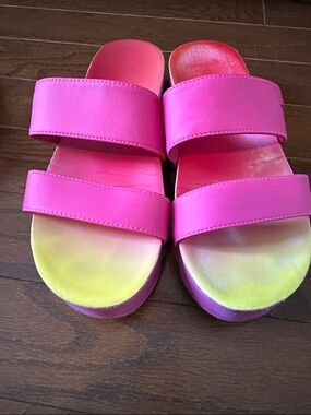 Reef Pink and Yellow Gradient Double-Strap Slide Sandals